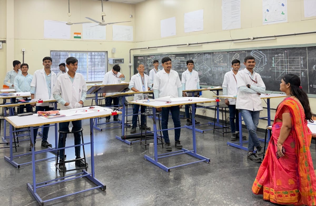 DRAUGHTSMAN MECHANICAL